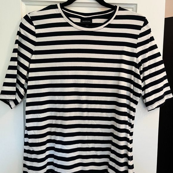 Who What Wear Tops - Striped short sleeve T-shirt